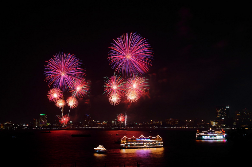 Pattaya International Fireworks Festival 2015 02