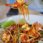 ผัดไทยกุ้งใหญ่